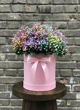 Цветочная композиция из Гипсофила и Розы в шляпной коробке в Забродах