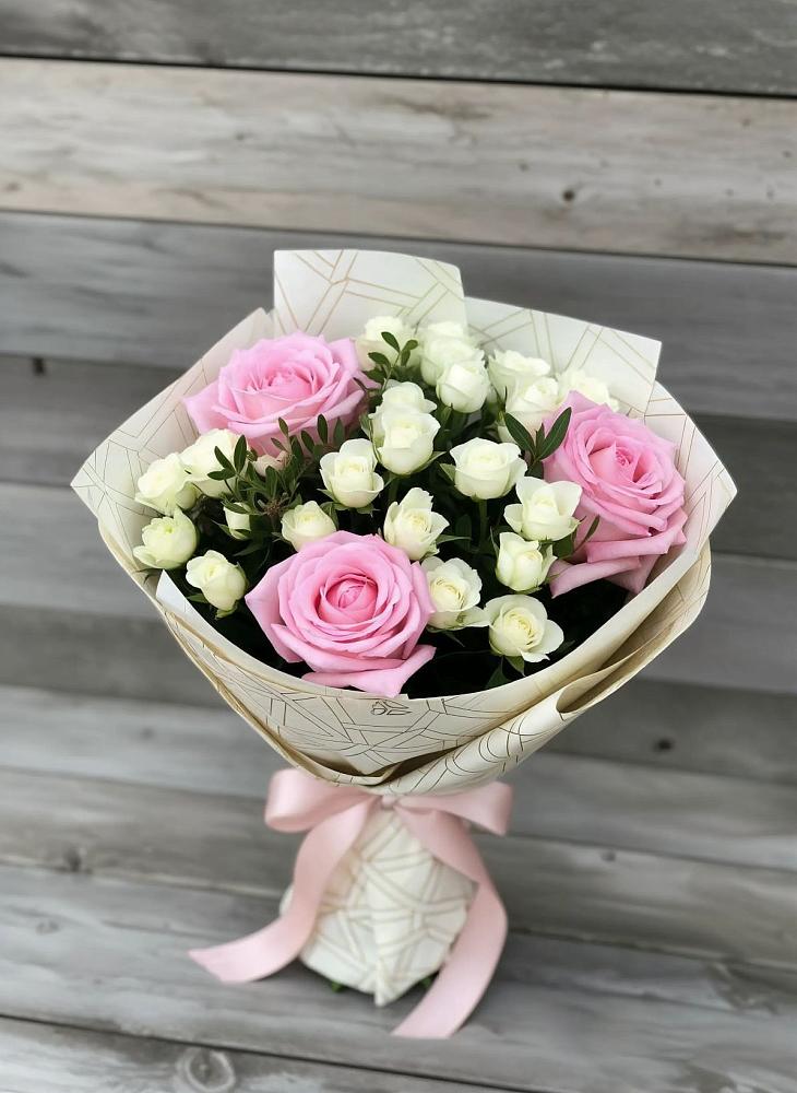 Букет цветов из: Розы в Забродах