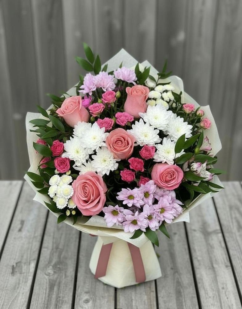 Букет цветов из: Альстромерии, Гвоздики, Розы и Хризантемы в Забродах