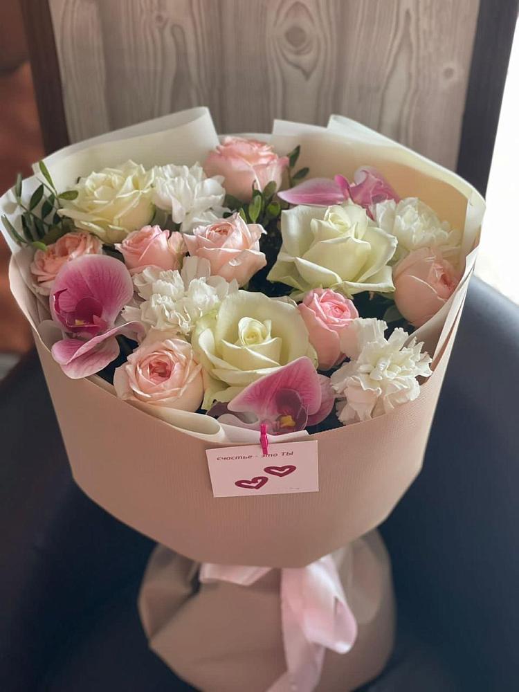 Букет цветов из: Орхидеи, Розы и Гвоздики в Забродах