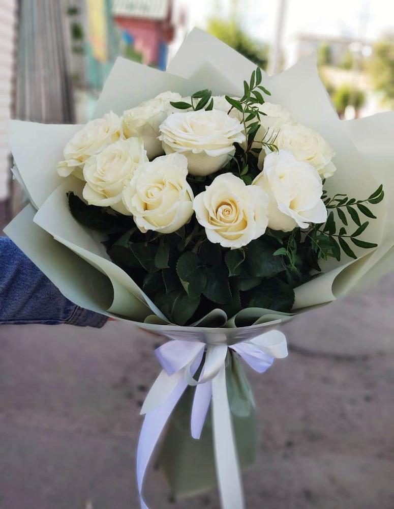 Букет Белые розы Проуд в Забродах