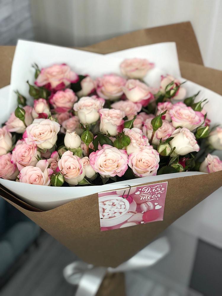 Букет цветов из: Розы в Забродах