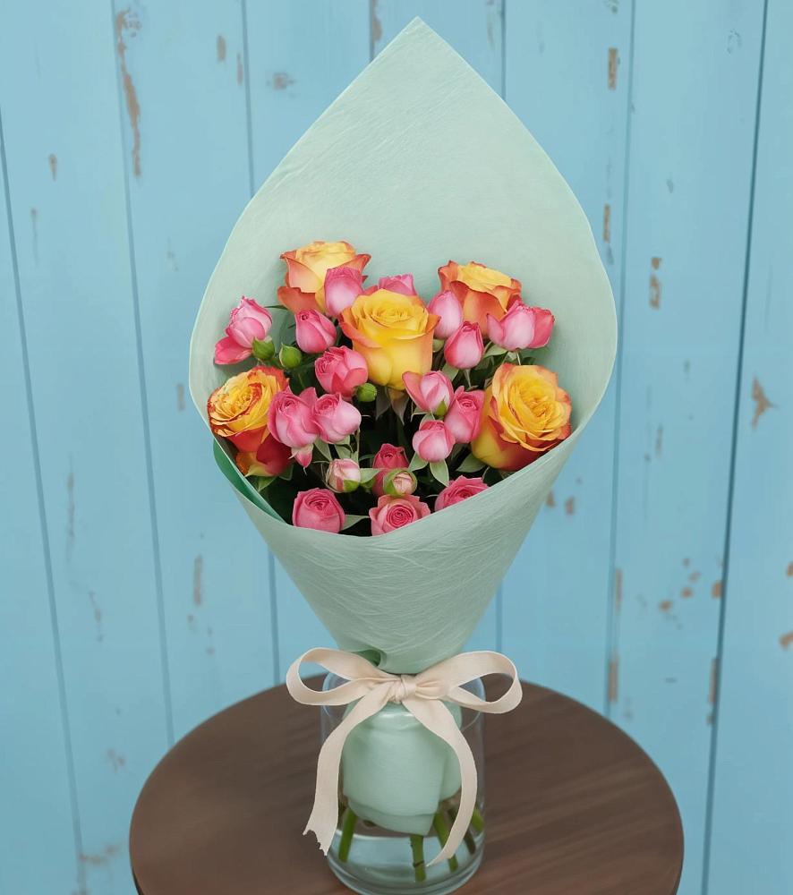 Букет цветов из: Розы в Забродах