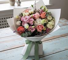 Букет цветов из:  Розы, Лизиантусы и Гвоздики #REPLACE_PRED# Забродах