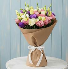 Букет цветов из:  Лизиантусы в Забродах