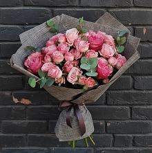 Букет цветов из:  Розы в Забродах